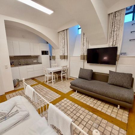 Modern Studios Near City Center Vienna Exterior photo