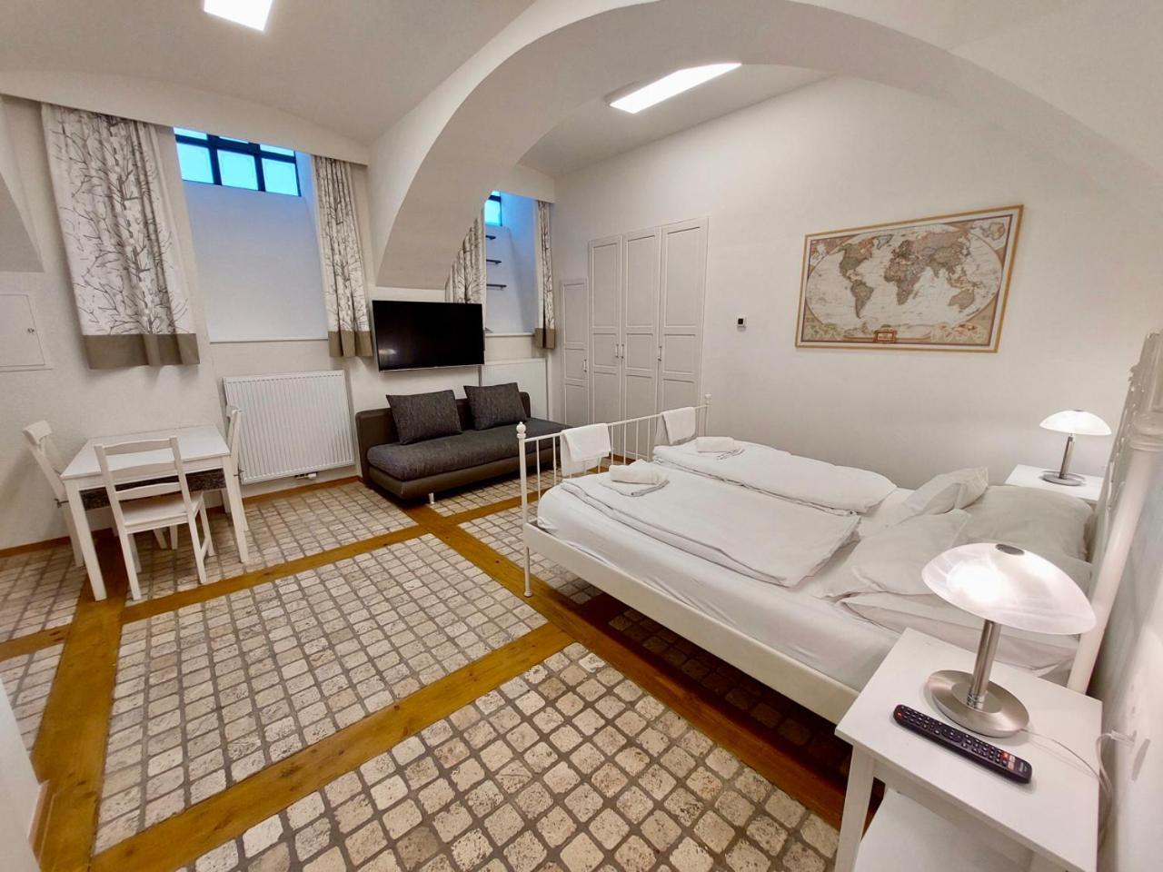 Modern Studios Near City Center Vienna Exterior photo
